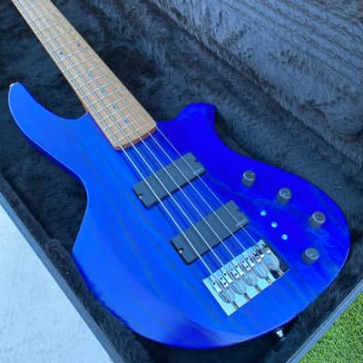 Warmoth Z Bass 5-String Bass Guitar image 4