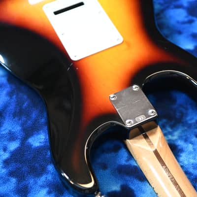 Fender Standard Stratocaster - MIM - 2002 - Sunburst - w/ Gig Bag image 20