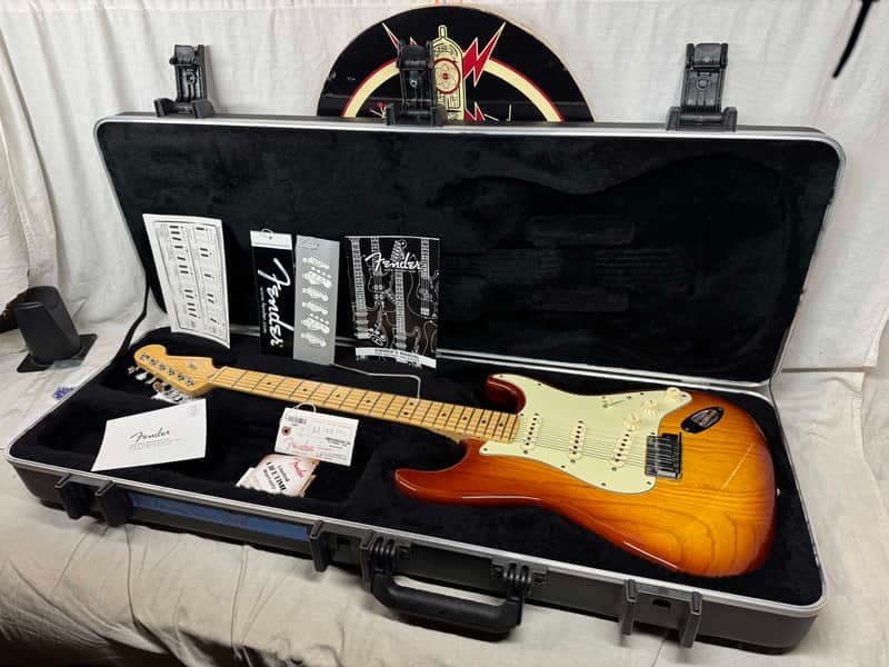 Fender American Deluxe Stratocaster Ash 2004 - 2010 | Reverb