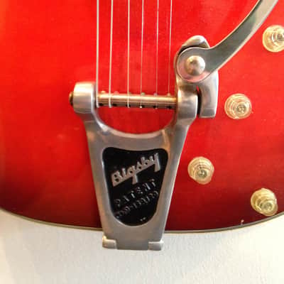 Silvertone by Harmony 1454 Archtop Electric DeArmond, Bigsby 1964 Sunburst Airline image 5