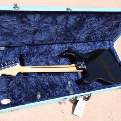 Squier Stratocaster Black Electric Guitar & Fender Mint Green Hard Case image 6