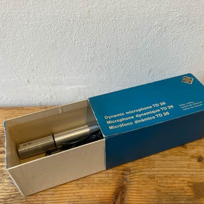 Telefunken TD26 (1969) new foam – A classic that shines bright image 5