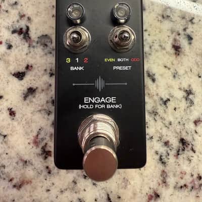Chase Bliss Audio Faves MIDI Controller 2017 - Present - Black image 1