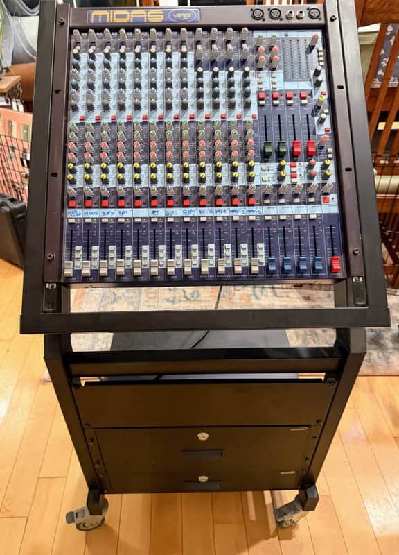 Midas Venice 160 16-Channel / 30-Input Mixing Console 2001 - 2010 - Blue image 1