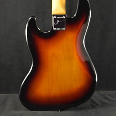 Fender Jaco Pastorius Jazz Bass Fretless Pau Ferro Fingerboard 3-Color Sunburst image 7