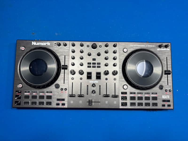 Numark NS4FX