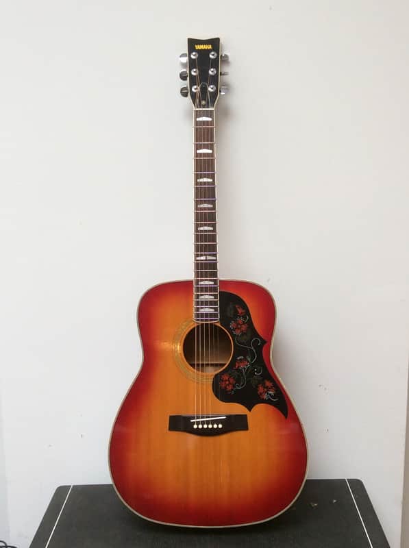 Yamaha FG-351SB Jumbo Dreadnought Sunburst image 3