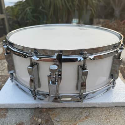 RARE Ludwig 10 LUG Vistalite Snare Drum White Opaque Acrylic 5x14 image 8