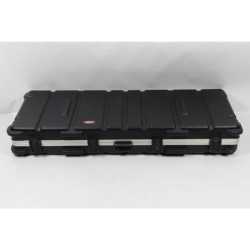 SKB SKB-5820W 88-Key Keyboard Case with Wheels Regular image 1
