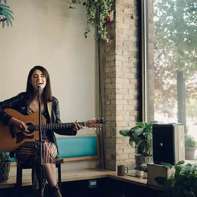 JBL Professional EON ONE Compact All-In-One Battery-Powered Personal PA System with Bluetooth image 5