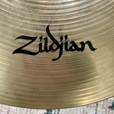 Zildjian New Beat 14” Hi Hat Set - VG Condition - 974/1424 Grams image 10