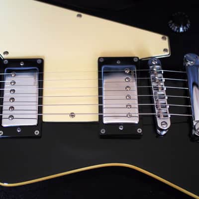 Hamer XT Series Explorer 2011 w/ Hardshell Case image 7