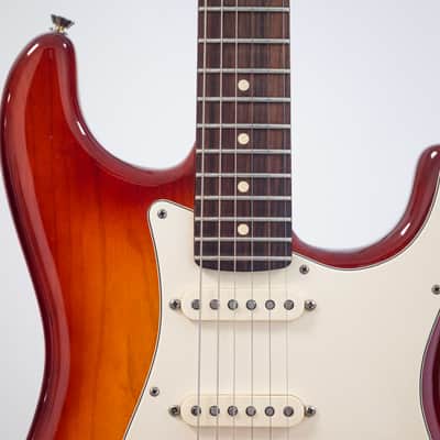 2012 Fender USA American Standard HSS Stratocaster - in Sienna Sunburst - Ash Body image 11
