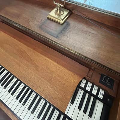 Hammond B-3 1969 - Walnut image 2