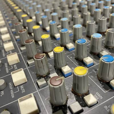 Allen Heath ML3000 Professional 40 Channel Audio Mixing Console w Meter Bridge, 2x Power Supplies, Connect Cable and Road cases image 14