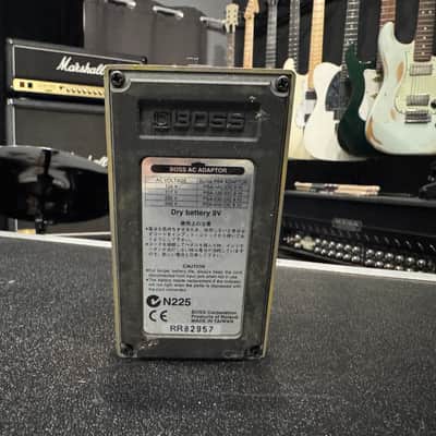 Boss OS-2 OverDrive/Distortion (Silver Label) 1990 - Present - Yellow image 2