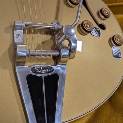Schecter Corsair- Gold Top image 8