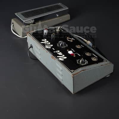 Shin-Ei Uni-Vibe Chorus Vibrato & Foot Control Original Vintage anni 70 (COD EFF_00528) image 3
