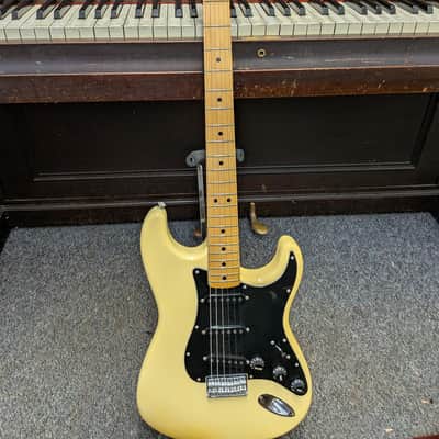 Fender Stratocaster 1978 - 1979 - Yellow with Hardshell Case image 1