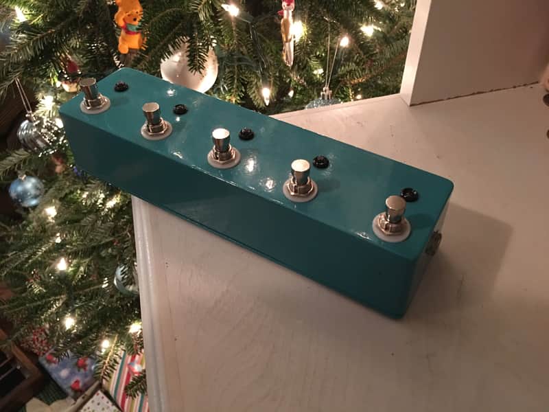 4 Channel True Bypass Looper with Master Mute and Tuner Out image 1