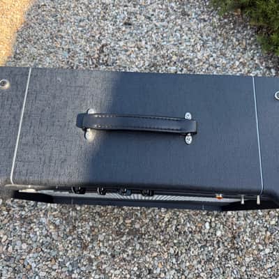 Suhr Bella 44-Watt 1x12" Guitar Combo 2015 - Present - Black with Tolex Panel image 2