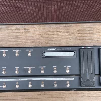 Line 6 FBX Custom Foot Controller / Pédalier - Black image 1