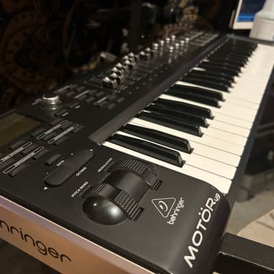 Behringer MOTÖR 49 49-Key USB MIDI Controller Keyboard 2010s - Standard image 3