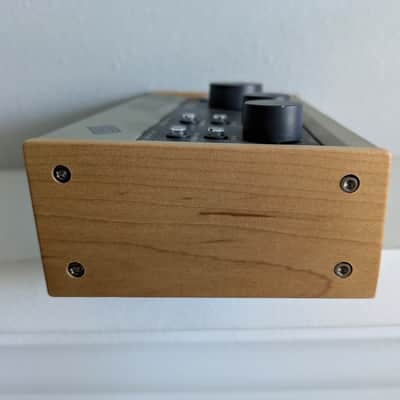 Universal Audio Volt 476 USB-C Audio Interface 2021 - Present - Tan / Gray image 5