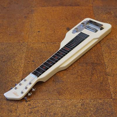 Gretsch G5700 Electromatic Lap Steel Vintage White image 3