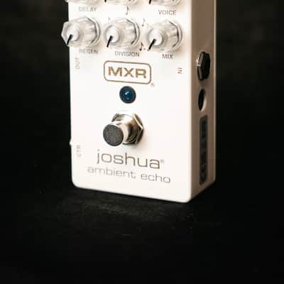 MXR Joshua Ambient Echo Delay Pedal with PSU image 3