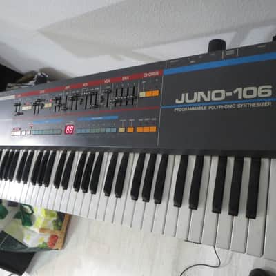 Roland Juno-106 just serviced, with original voices and fully working image 3
