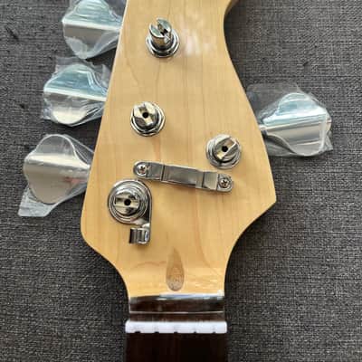 Fretless 5 String Bass Neck.No brand 2026 - Gloss poly finish image 1
