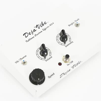 1997 Fulltone Deja Vibe Chorus/Vibrato Effects Unit - Early Fulltone 'Vibe with Orig. Power Supply! image 3