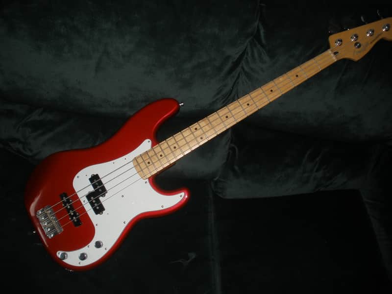 Fender Precision Bass Special. MIM image 1