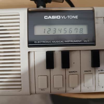 Casio VL-1 VL-Tone 29-Key Synthesizer Keyboard 1979 - 1984 - White