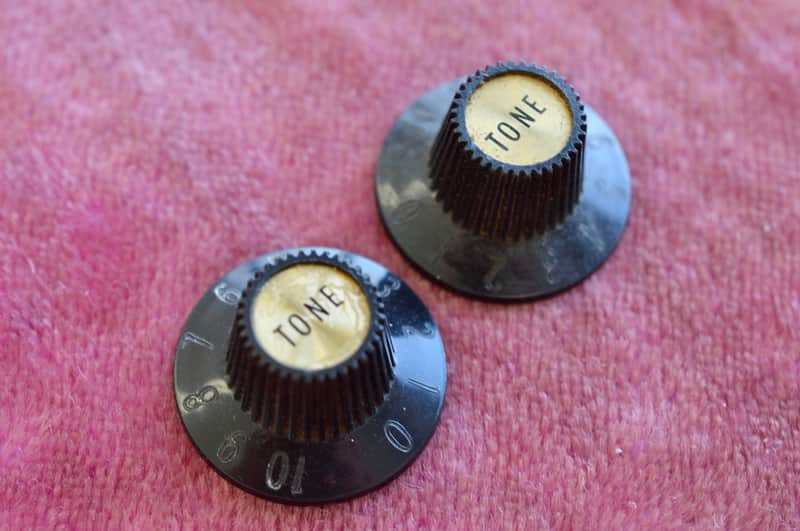 Gibson WitchHat Knobs