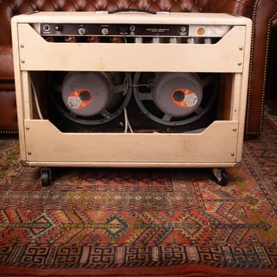 1963 Fender Twin-Amp Blond image 2