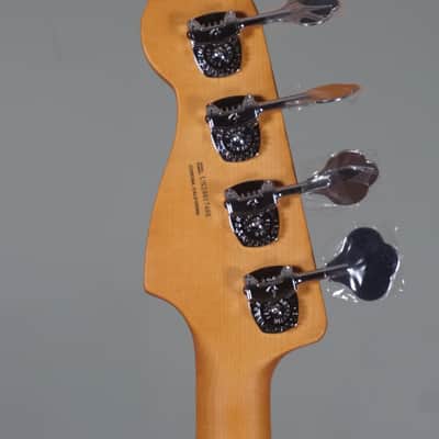 Fender American Ultra II Precision Bass, Maple Fingerboard, Ultraburst w/ Deluxe Molded Case - Open Box image 6