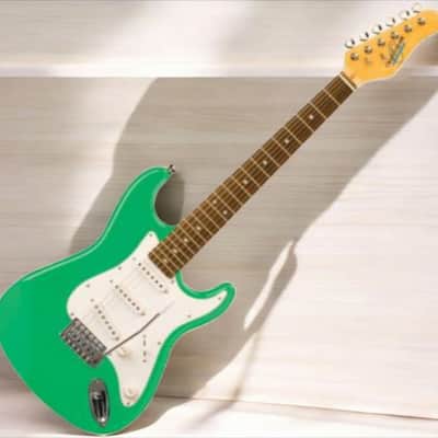 Oscar Schmidt OS-30-SFG-A Double Cut Solid Body 3/4 Scale Electric Guitar. Surf Green image 2