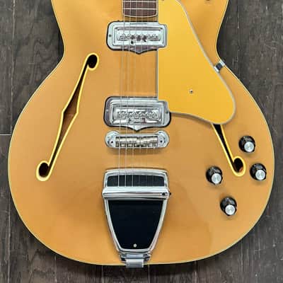 RARE Fender Coronado II 1967 - ORIGINAL Custom Color Firemist Gold image 11