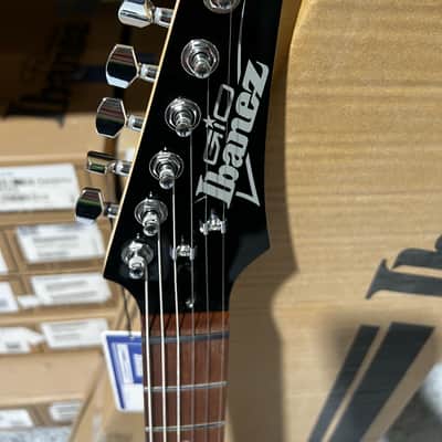 Ibanez Gio GRX70QA Electric Guitar - Sunburst image 4