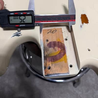 Jazz Bass Body  2026 - White Relic image 15