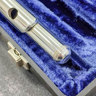 W.T. Armstrong Model 104 Student Flute Closed Hole C Foot w/ Original Case image 8