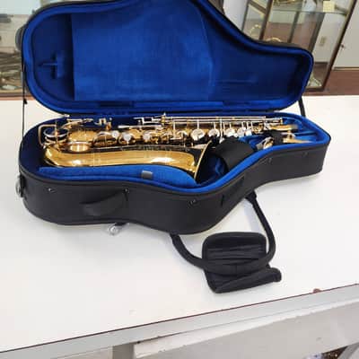 Vintage 1966 Martin Imperial Alto Sax, Orig. Lacquer, New Pads, New Case image 1