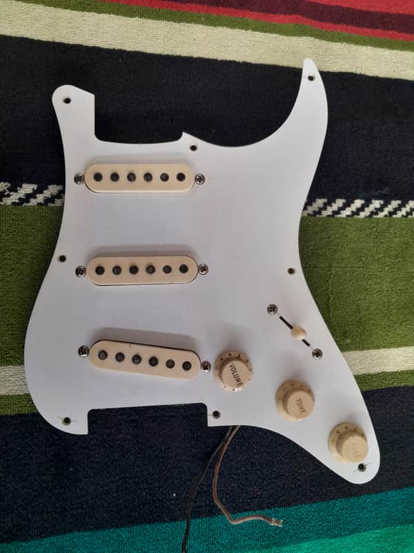 Fender Stratocaster Pick Up Assembly 1957 - White image 1