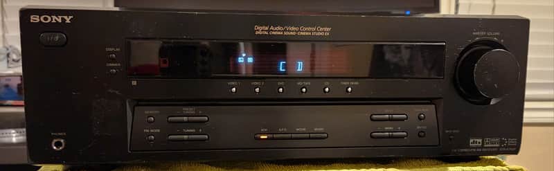 Sony Sony STR-K750P is a 5.1 channel A/V receiver 90s - Black image 1