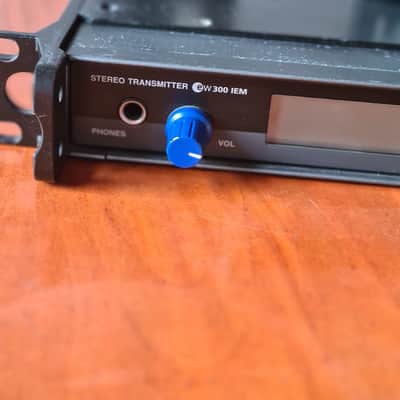 Sennheiser Sennheiser SRC-SAD Stereo Transmitter 790–822 MHz + EW-CAD IEM Receiver – German Tank System image 2