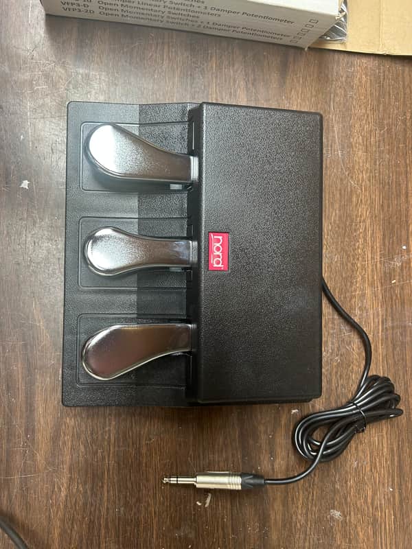 Nord NTP Triple Keyboard Pedal 2020s - Black image 1