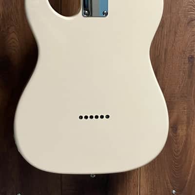 G&L Asat Tribute Maple neck Olympic White 7.6 pounds image 8