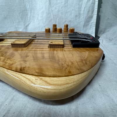 Skjold Wyvern David Dyson Signature Model #3 of 25 5-string Bass image 17